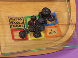 Full-sized blueberries Full-sized blueberries