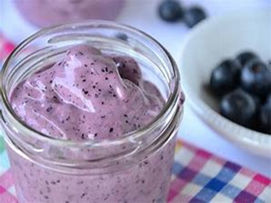 Dried blueberry smoothie